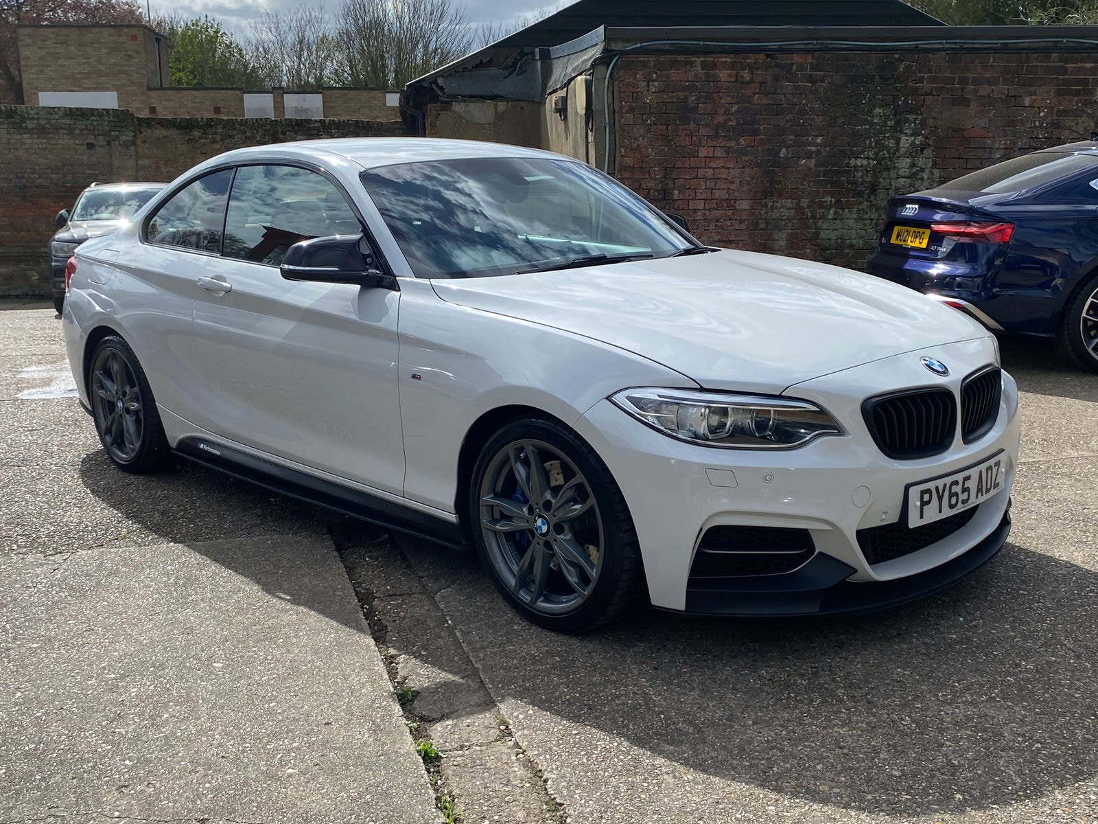 BMW 2 Series 3.0 M235i Coupe 2dr Petrol Manual Euro 6 (s/s) (326 ps) 2dr Manual 2015