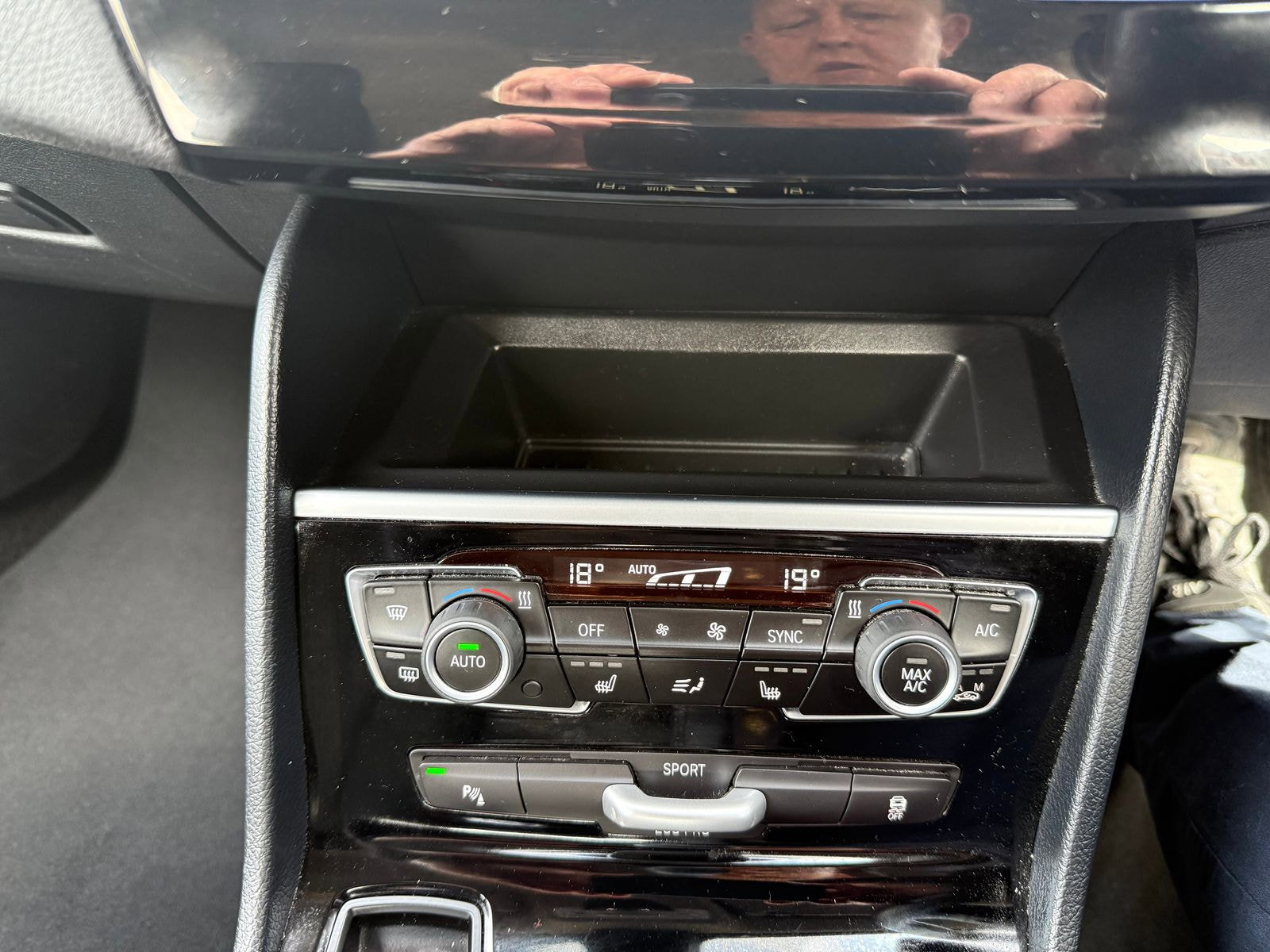 BMW 2 Series Active Tourer 2.0 218d SE MPV 5dr Diesel Manual Euro 6 (s/s) (150 ps) Comfort pack, heated electric seats 5dr Manual 2020