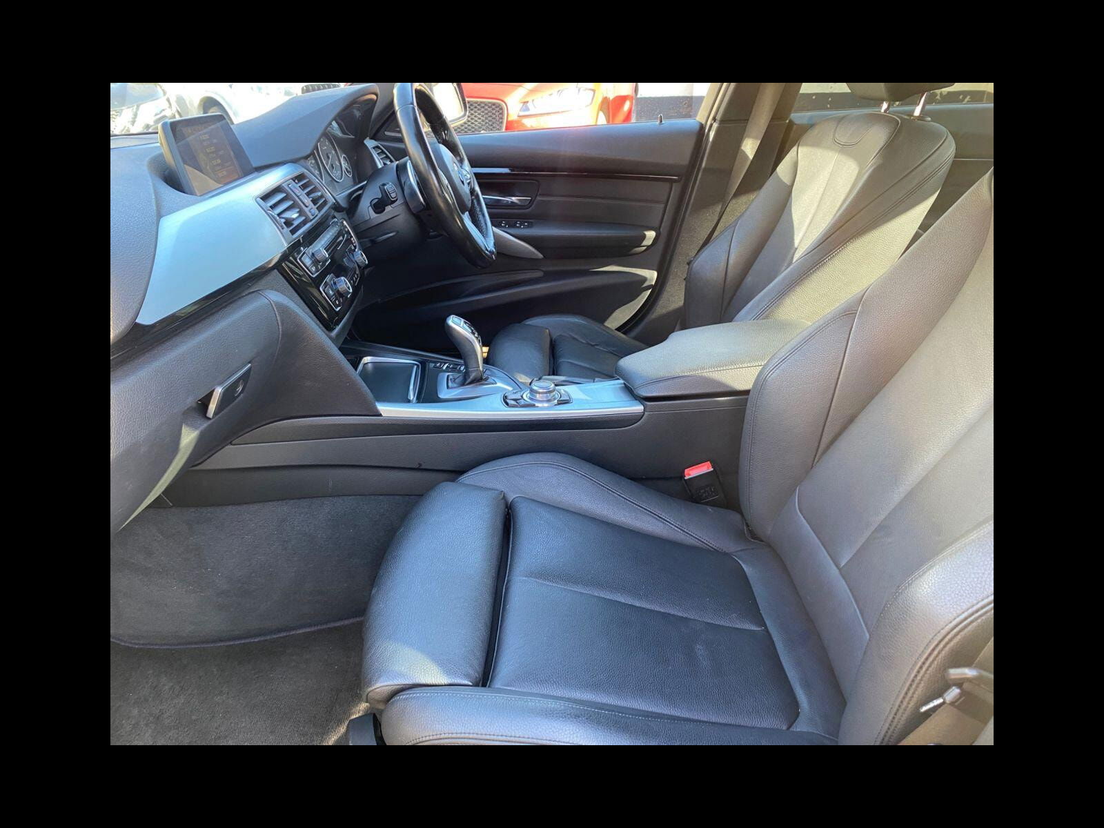 BMW 3 Series 2.0 320d M Sport Saloon 4dr Diesel Auto Euro 6 (s/s) (190 ps) M Sport Pro Pack, PDC front & rear 4dr Automatic 2016