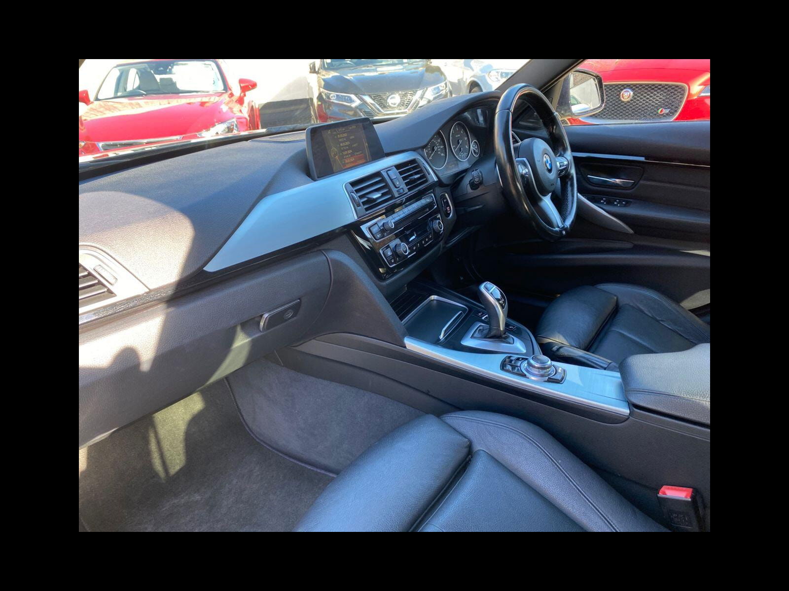 BMW 3 Series 2.0 320d M Sport Saloon 4dr Diesel Auto Euro 6 (s/s) (190 ps) M Sport Pro Pack, PDC front & rear 4dr Automatic 2016