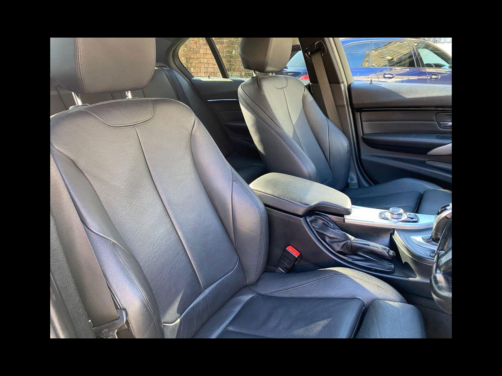 BMW 3 Series 2.0 320d M Sport Saloon 4dr Diesel Auto Euro 6 (s/s) (190 ps) M Sport Pro Pack, PDC front & rear 4dr Automatic 2016