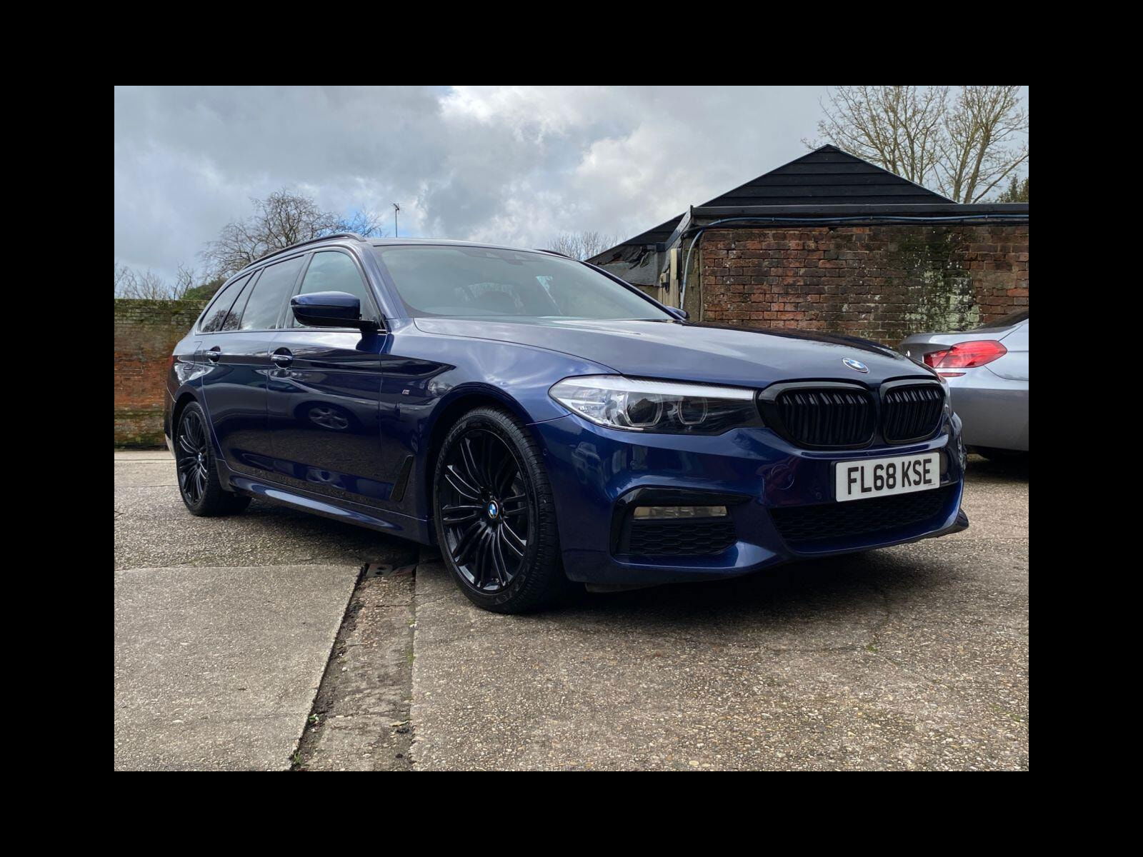 BMW 5 Series 2.0 520d M Sport Touring 5dr Diesel Auto Euro 6 (s/s) (190 ps) CarPlay, Sat Nav, Bluetooth, DAB,CD 5dr Automatic 2018