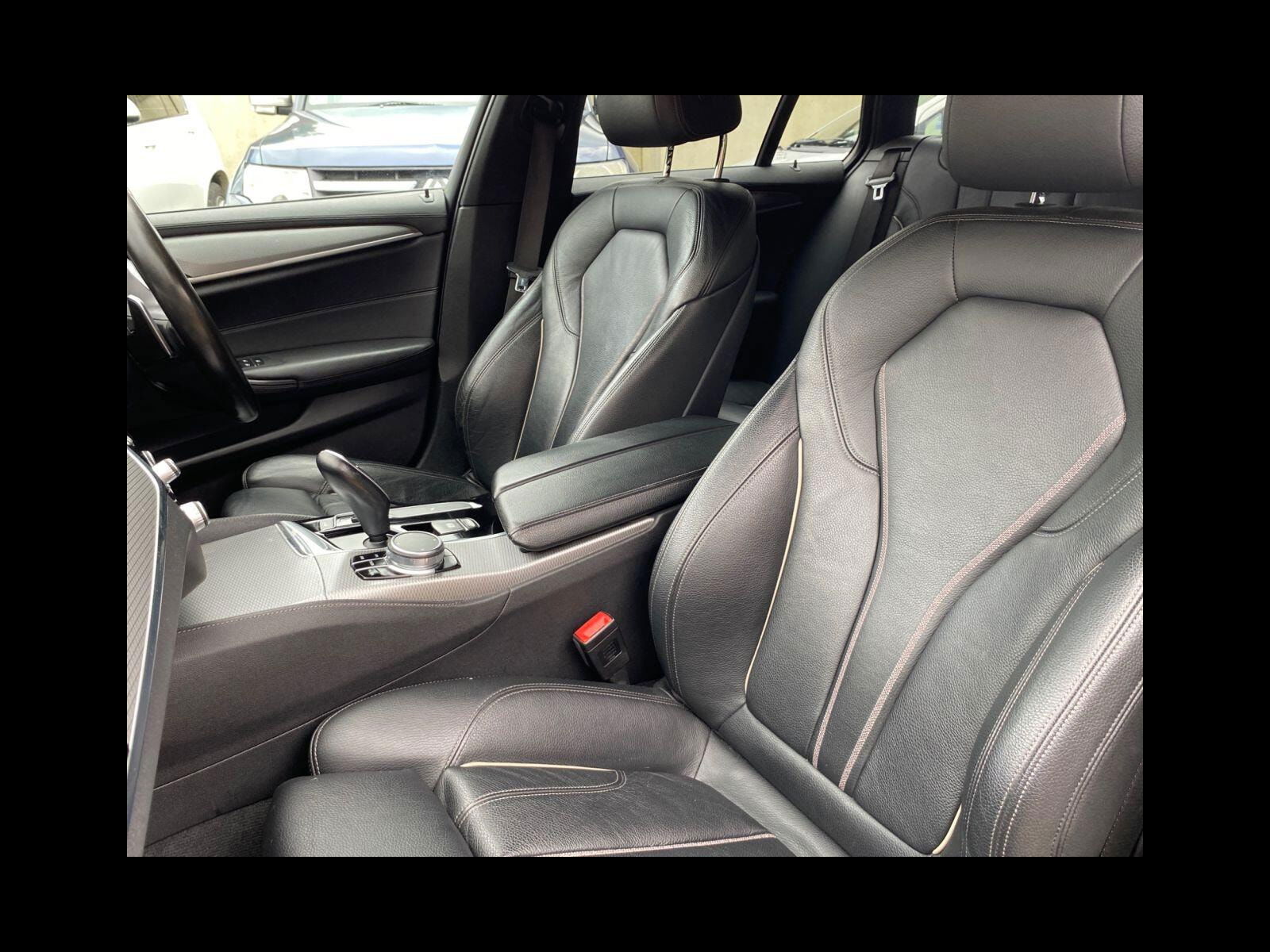 BMW 5 Series 2.0 520d M Sport Touring 5dr Diesel Auto Euro 6 (s/s) (190 ps) CarPlay, Sat Nav, Bluetooth, DAB,CD 5dr Automatic 2018