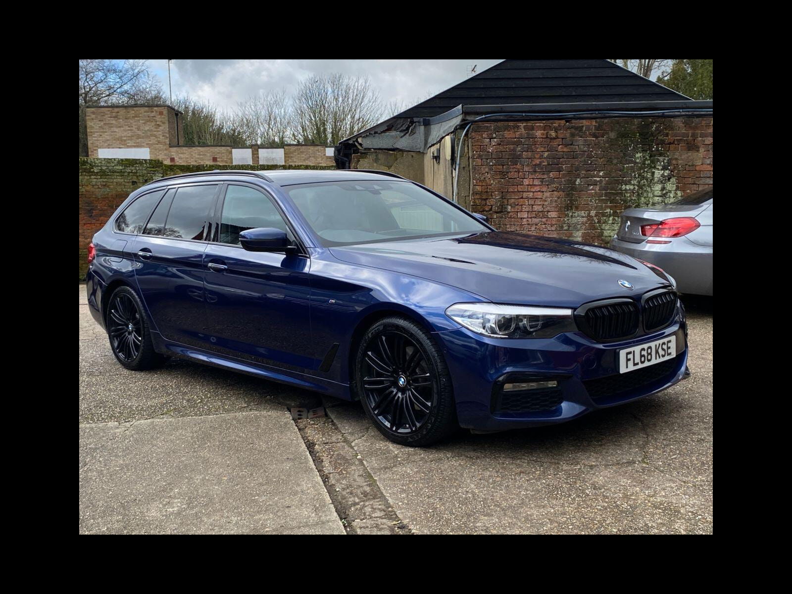 BMW 5 Series 2.0 520d M Sport Touring 5dr Diesel Auto Euro 6 (s/s) (190 ps) CarPlay, Sat Nav, Bluetooth, DAB,CD 5dr Automatic 2018