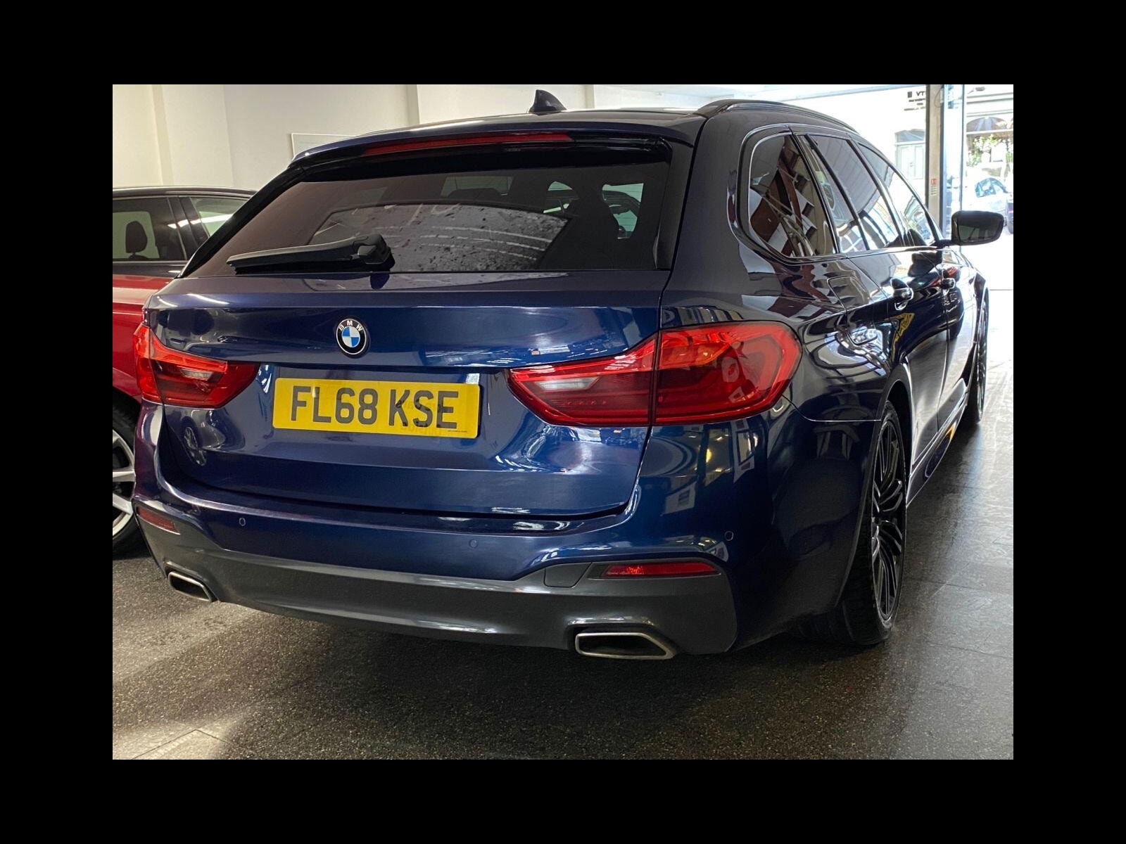 BMW 5 Series 2.0 520d M Sport Touring 5dr Diesel Auto Euro 6 (s/s) (190 ps) CarPlay, Sat Nav, Bluetooth, DAB,CD 5dr Automatic 2018