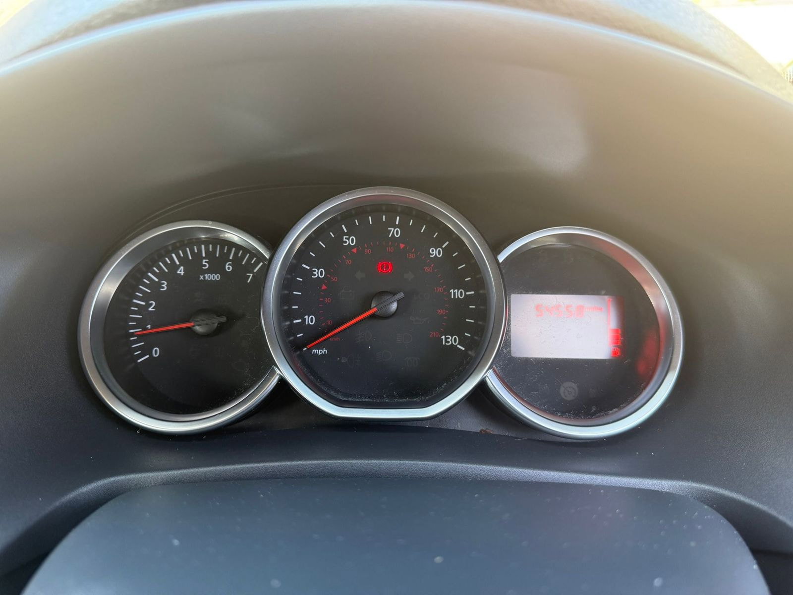 Dacia Sandero 0.9 TCe Essential Hatchback 5dr Petrol Manual Euro 6 (s/s) (90 ps) 5dr Manual 2019