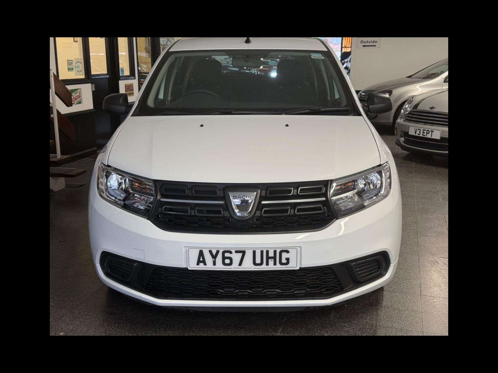Dacia Sandero 1.0 SCe Ambiance Hatchback 5dr Petrol Manual Euro 6 (75 ps) 2 Keys, 12m MOT/6 M Warranty 5dr Manual 2017