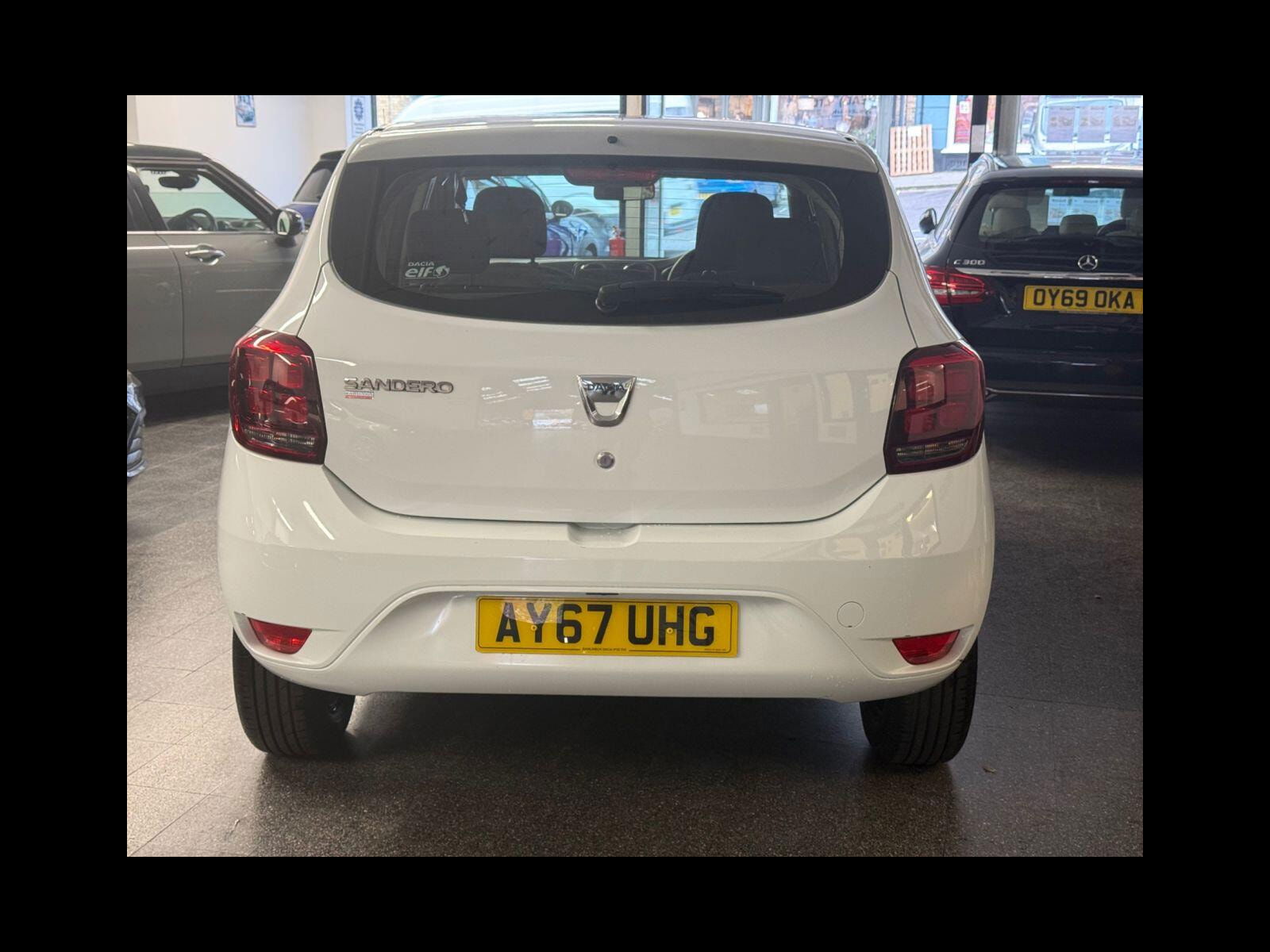 Dacia Sandero 1.0 SCe Ambiance Hatchback 5dr Petrol Manual Euro 6 (75 ps) 2 Keys, 12m MOT/6 M Warranty 5dr Manual 2017