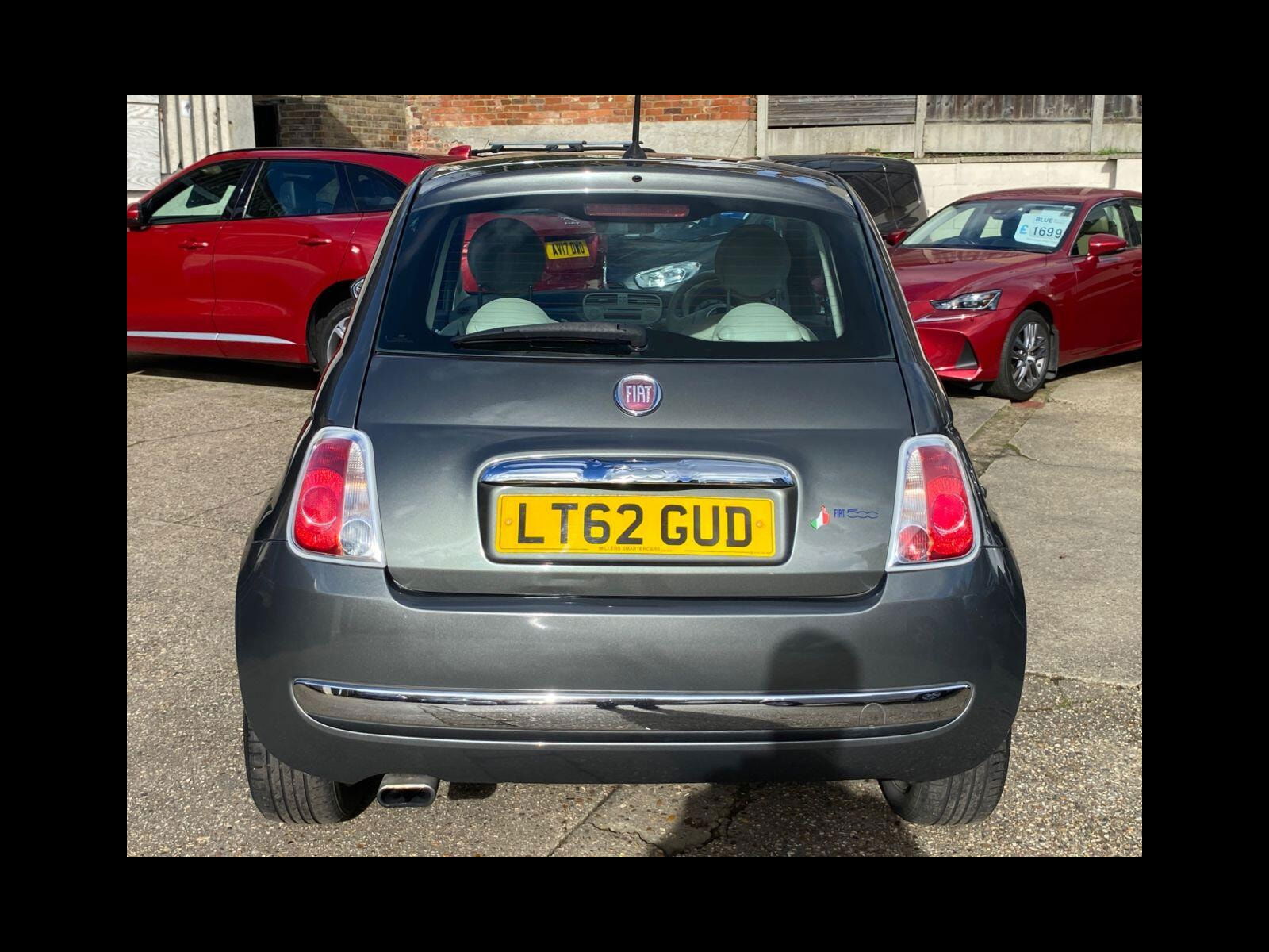 Fiat 500 0.9 TwinAir Lounge Hatchback 3dr Petrol Manual Euro 5 (s/s) (85 bhp) £20 Tax, Sunroof, ideal first car.. 3dr Manual 2012