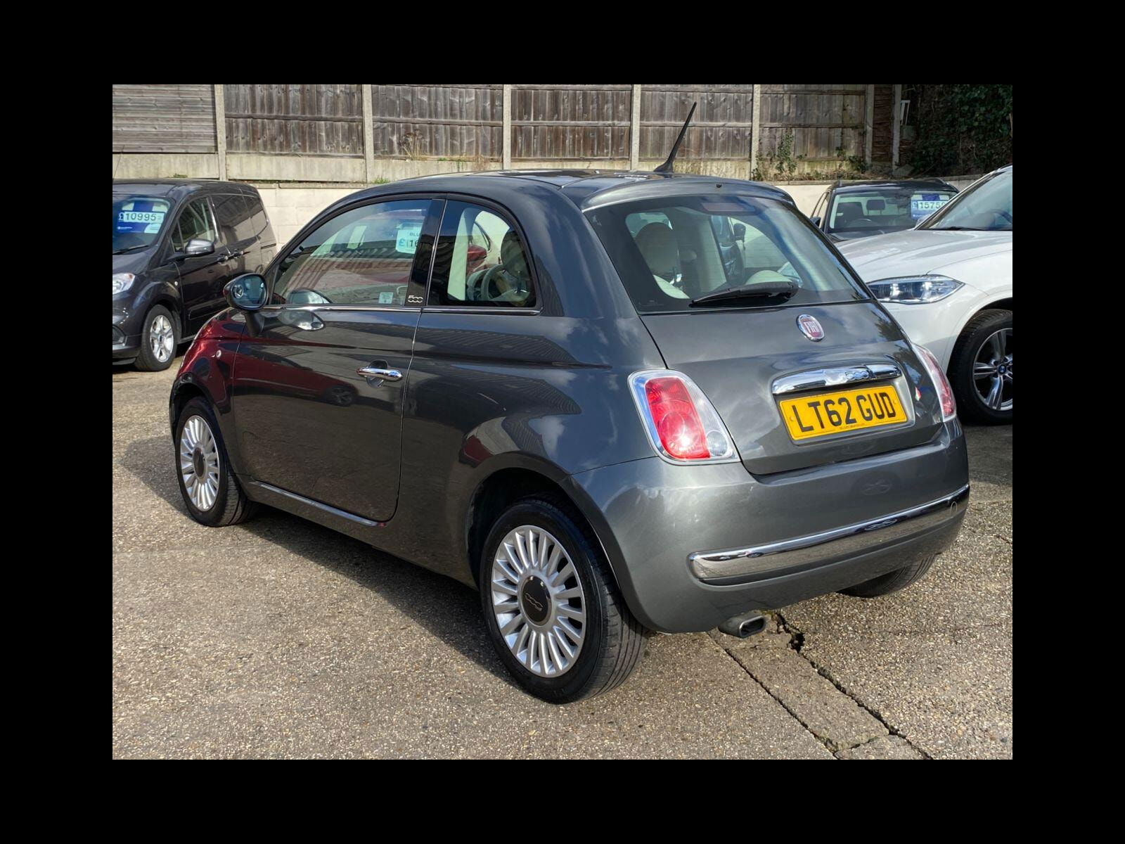 Fiat 500 0.9 TwinAir Lounge Hatchback 3dr Petrol Manual Euro 5 (s/s) (85 bhp) £20 Tax, Sunroof, ideal first car.. 3dr Manual 2012