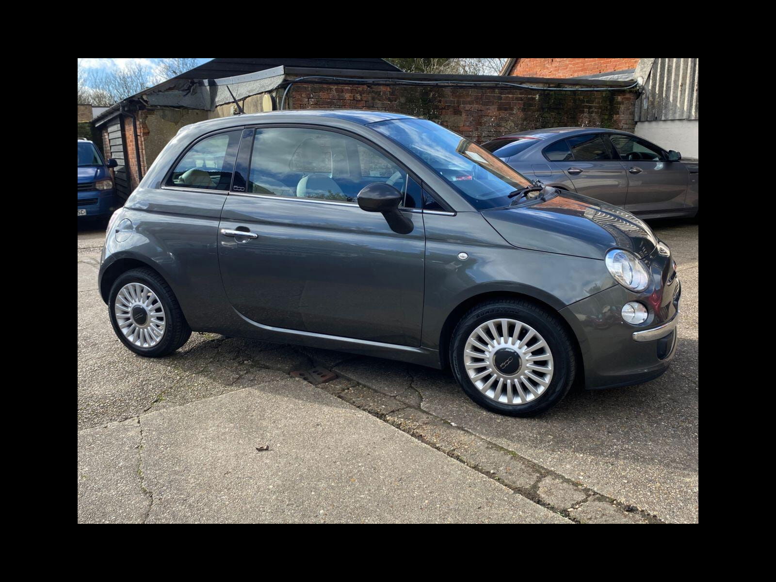 Fiat 500 0.9 TwinAir Lounge Hatchback 3dr Petrol Manual Euro 5 (s/s) (85 bhp) £20 Tax, Sunroof, ideal first car.. 3dr Manual 2012