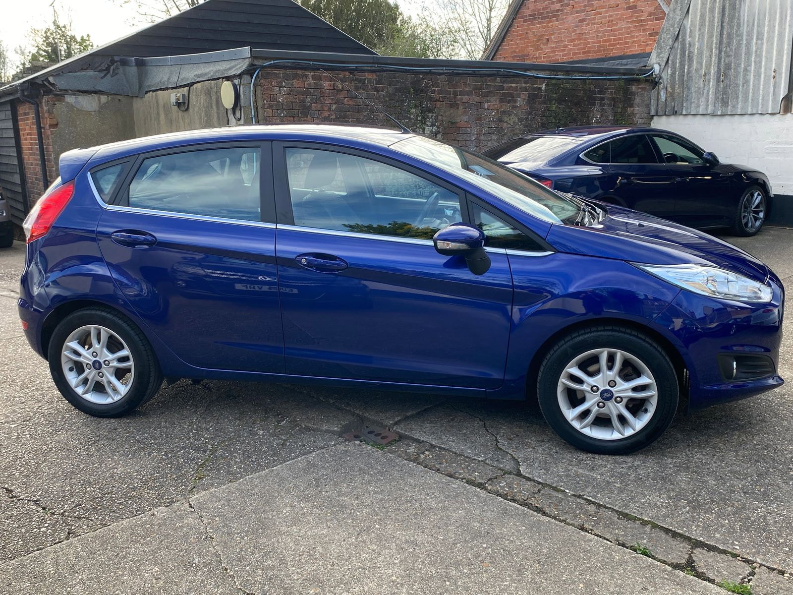 Ford Fiesta 1.25 Zetec Hatchback 5dr Petrol Manual Euro 6 (82 ps) 5dr Manual 2017