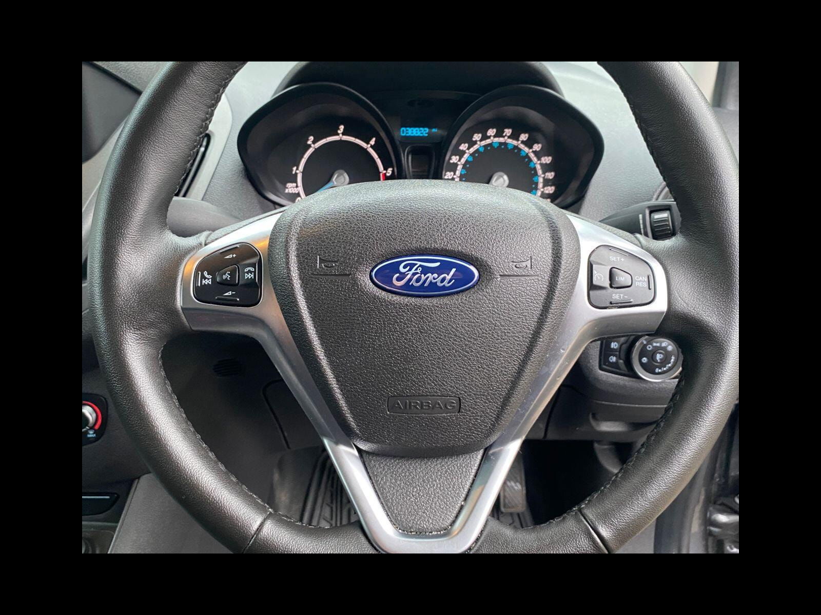 Ford Transit Courier 1.5 TDCi Limited Panel Van 5dr Diesel Manual L1 Euro 6 (100 ps) 1 Owner, 2 keys, Full svc history 5dr Manual 2023