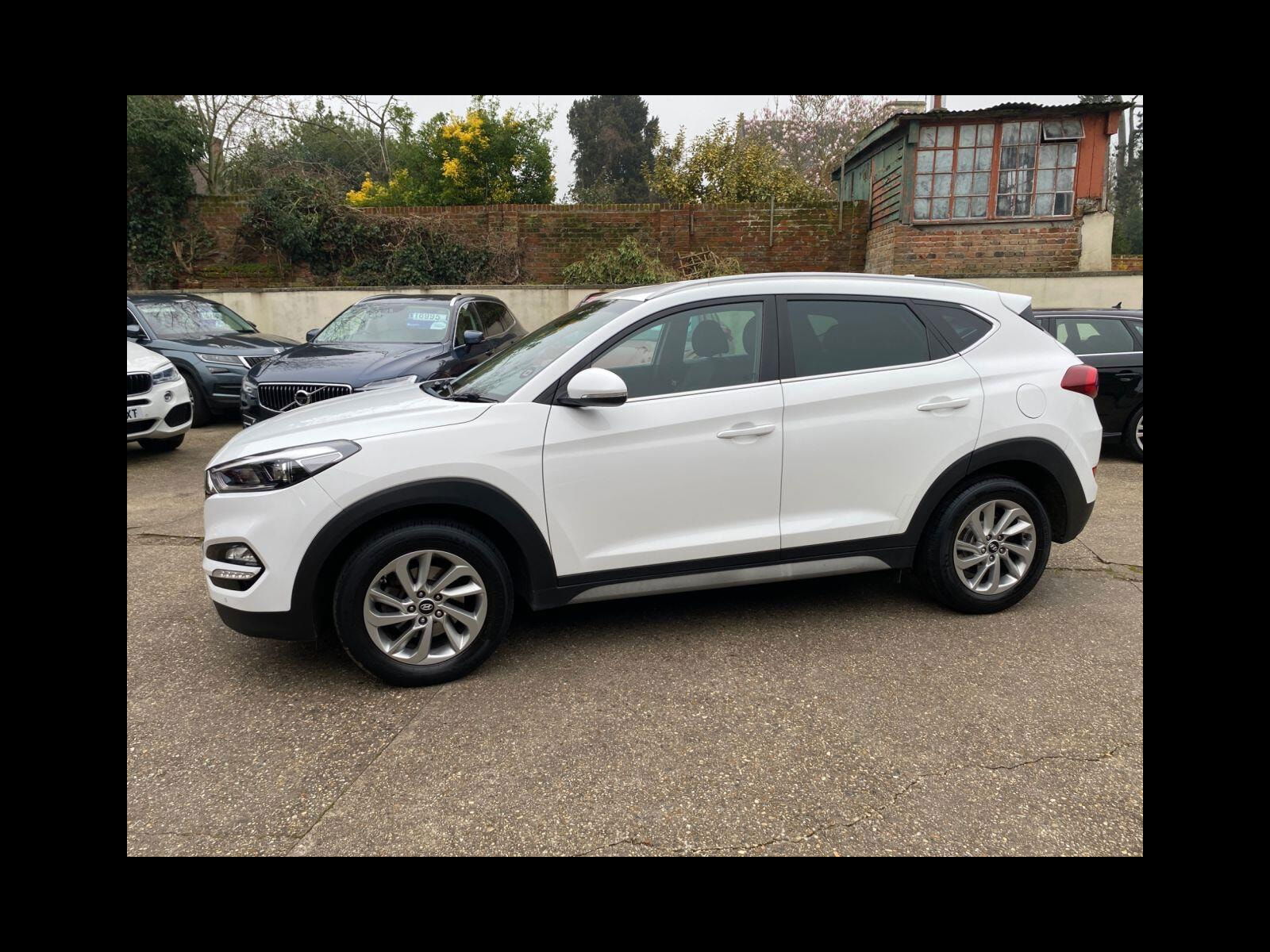 Hyundai Tucson 1.7 CRDi Blue Drive Premium SUV 5dr Diesel Manual Euro 6 (s/s) (116 ps) Sat nav, Bluetooth, Heated Leather 5dr Manual 2018
