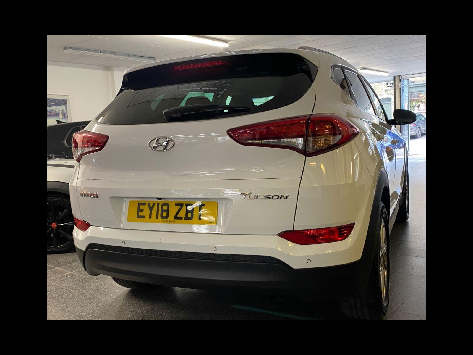 Hyundai Tucson 1.7 CRDi Blue Drive Premium SUV 5dr Diesel Manual Euro 6 (s/s) (116 ps) Sat nav, Bluetooth, Heated Leather 5dr Manual 2018