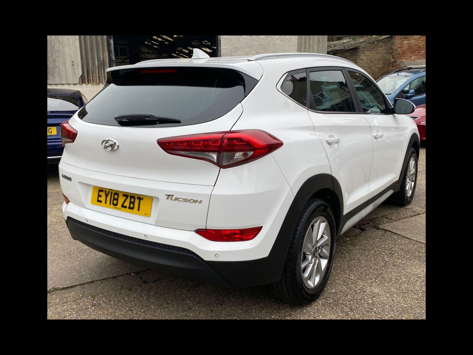 Hyundai Tucson 1.7 CRDi Blue Drive Premium SUV 5dr Diesel Manual Euro 6 (s/s) (116 ps) Sat nav, Bluetooth, Heated Leather 5dr Manual 2018