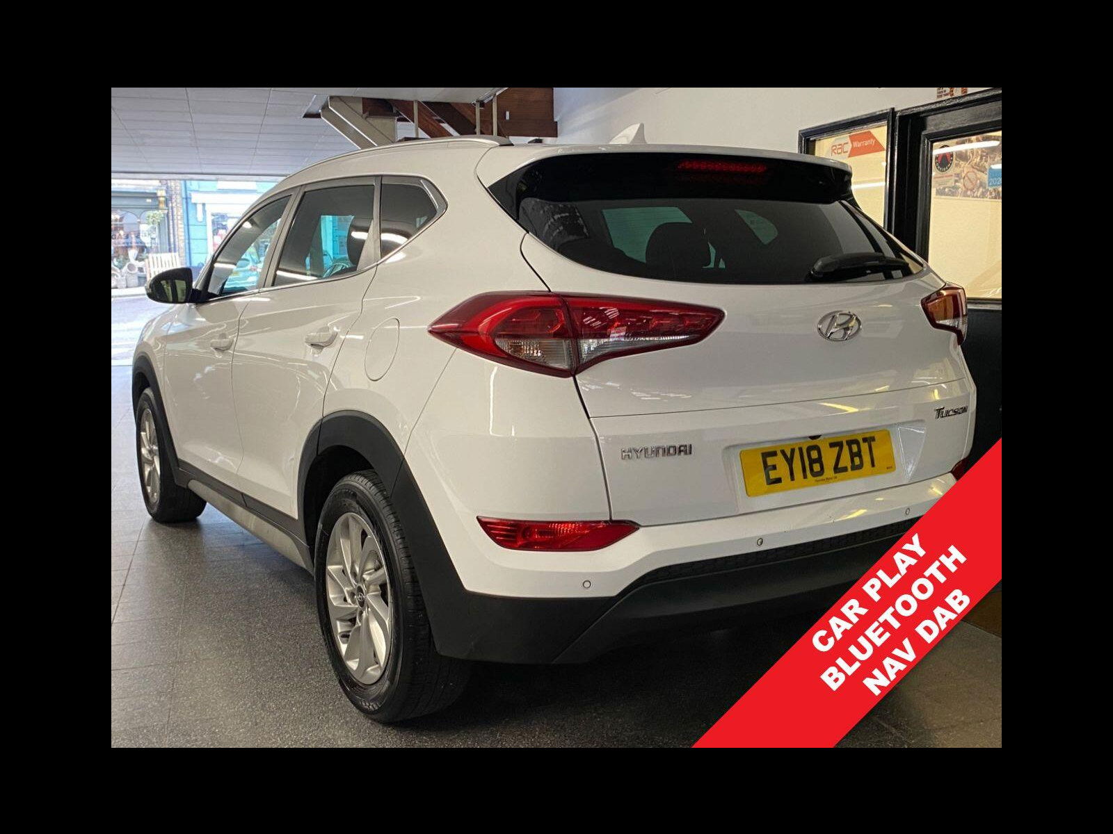 Hyundai Tucson 1.7 CRDi Blue Drive Premium SUV 5dr Diesel Manual Euro 6 (s/s) (116 ps) Sat nav, Bluetooth, Heated Leather 5dr Manual 2018