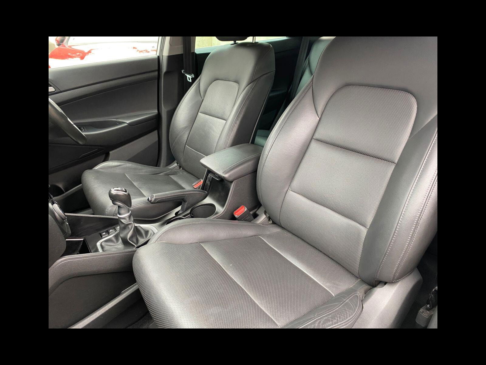 Hyundai Tucson 1.7 CRDi Blue Drive Premium SUV 5dr Diesel Manual Euro 6 (s/s) (116 ps) Sat nav, Bluetooth, Heated Leather 5dr Manual 2018