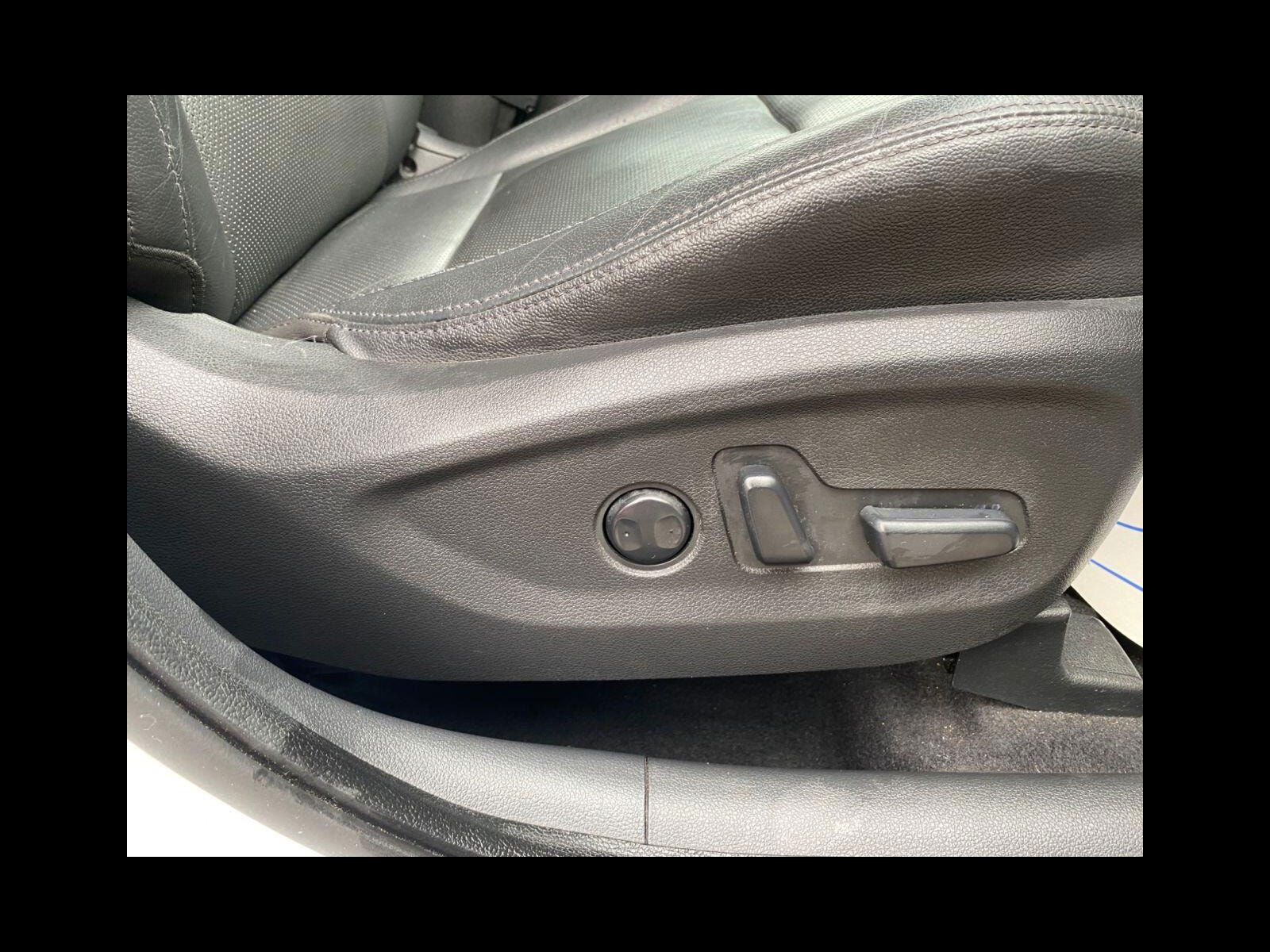 Hyundai Tucson 1.7 CRDi Blue Drive Premium SUV 5dr Diesel Manual Euro 6 (s/s) (116 ps) Sat nav, Bluetooth, Heated Leather 5dr Manual 2018