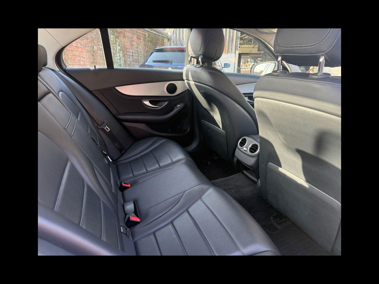 Mercedes-Benz C-Class 2.1 C220 BlueTEC Sport Saloon 4dr Diesel G-Tronic+ Euro 6 (s/s) (170 ps) LED lights, Cruise control/Limiter 4dr Automatic 2014