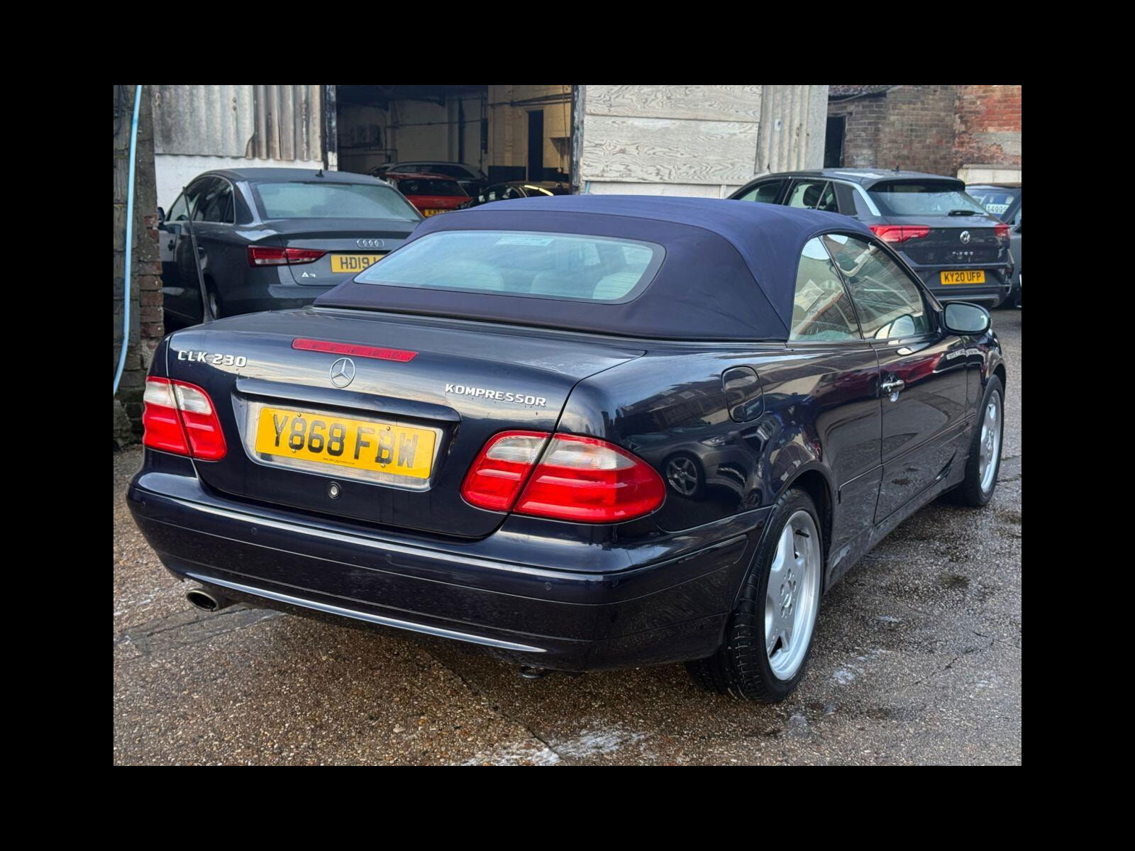 Mercedes-Benz CLK 2.3 CLK230 Kompressor Elegance Cabriolet 2dr Petrol Automatic (237 g/km, 197 bhp) Only 54000 miles from new!!! 2dr Automatic 2001