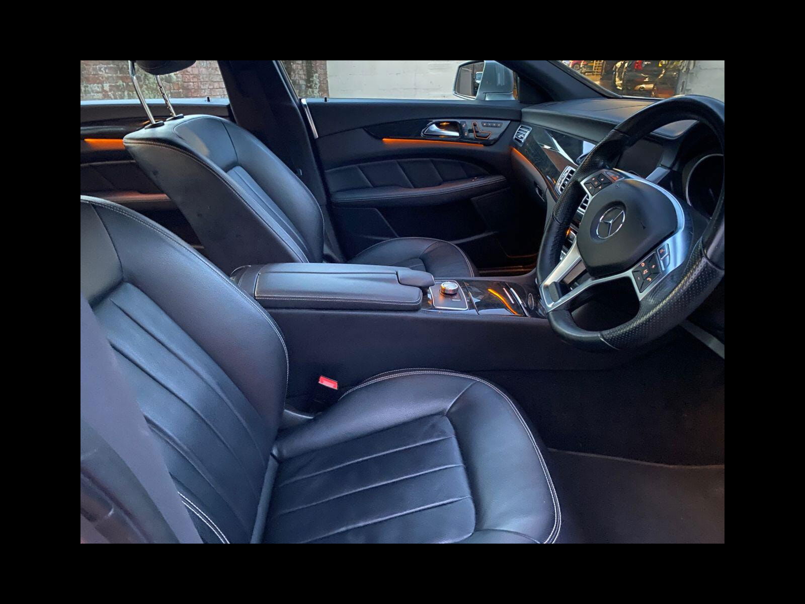 Mercedes-Benz CLS CLASS 3.0 CLS350 CDI V6 BlueEfficiency Sport Coupe 4dr Diesel G-Tronic+ Euro 5 (265 ps) 6 Months Insured Warranty/12m RAC 4dr Automatic 2012