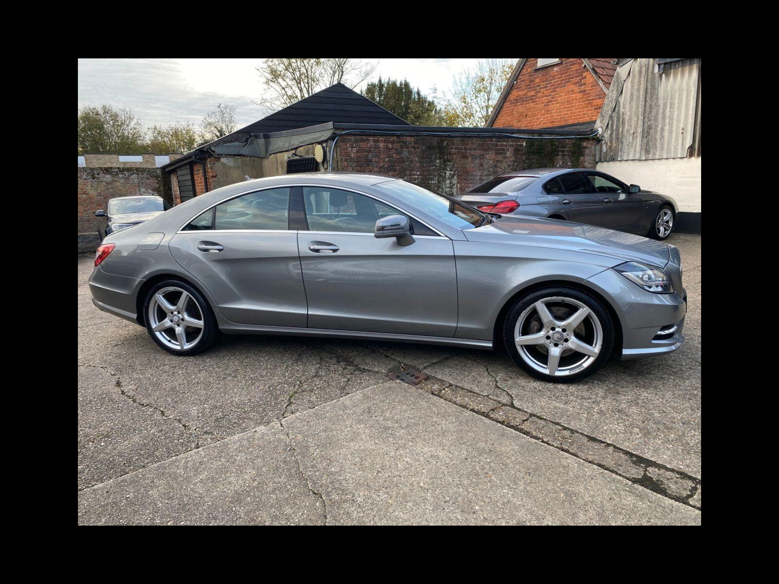 Mercedes-Benz CLS CLASS 3.0 CLS350 CDI V6 BlueEfficiency Sport Coupe 4dr Diesel G-Tronic+ Euro 5 (265 ps) 6 Months Insured Warranty/12m RAC 4dr Automatic 2012
