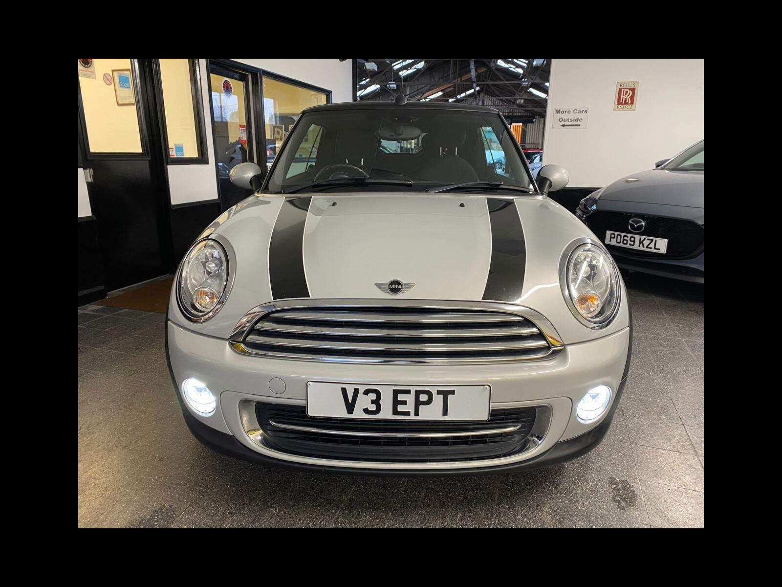 MINI Convertible 1.6 COOPER 2d 122 BHP Heated Leather Seats/CHILLI Pack 2dr Manual 2015