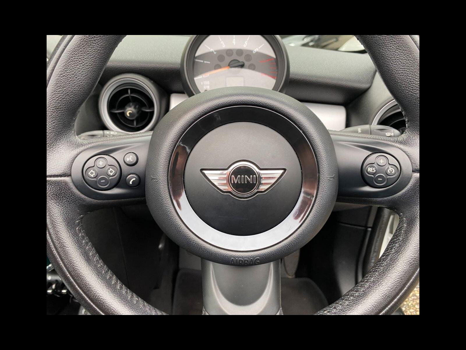 MINI Convertible 1.6 COOPER 2d 122 BHP Heated Leather Seats/CHILLI Pack 2dr Manual 2015