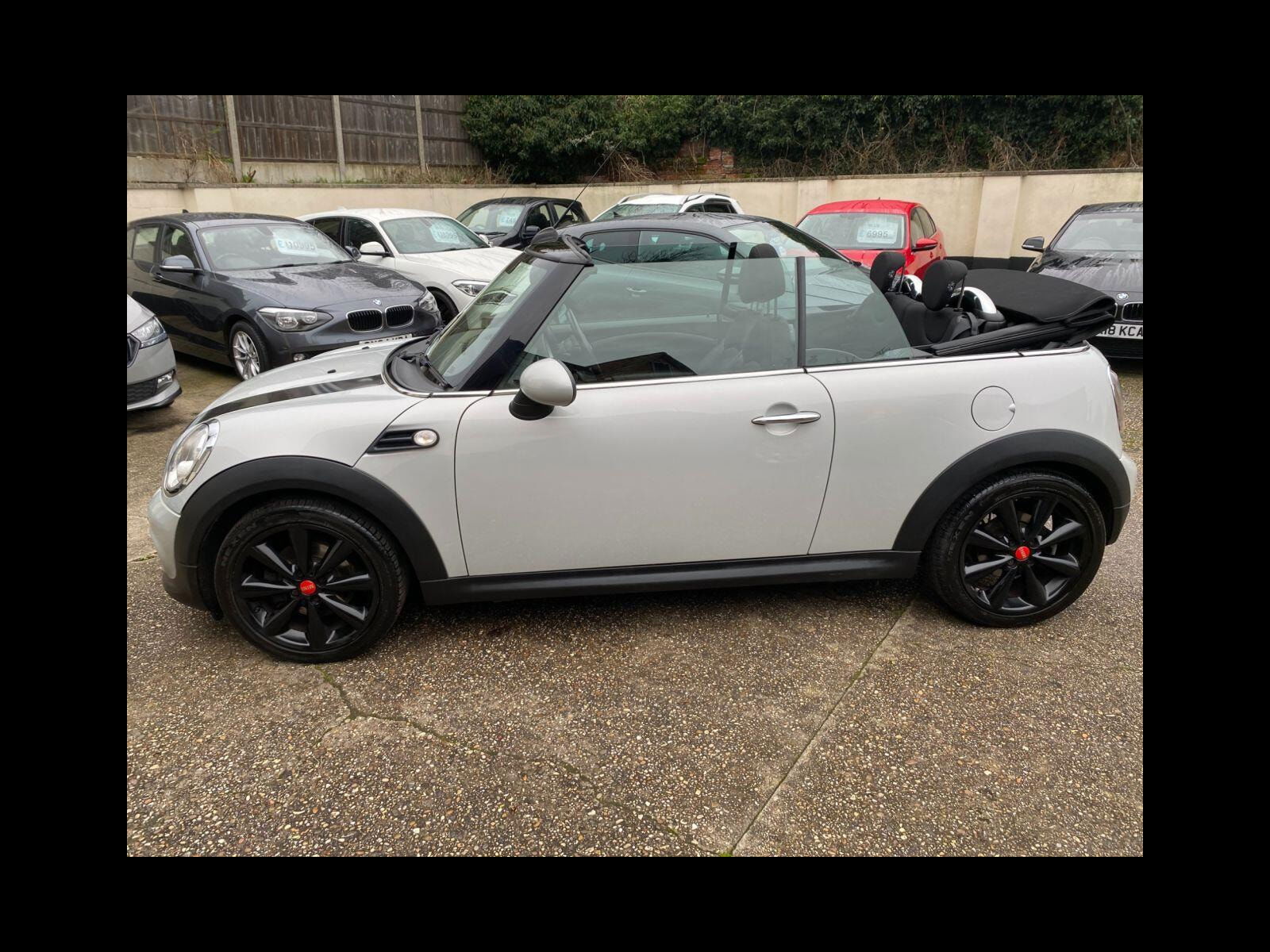 MINI Convertible 1.6 COOPER 2d 122 BHP Heated Leather Seats/CHILLI Pack 2dr Manual 2015