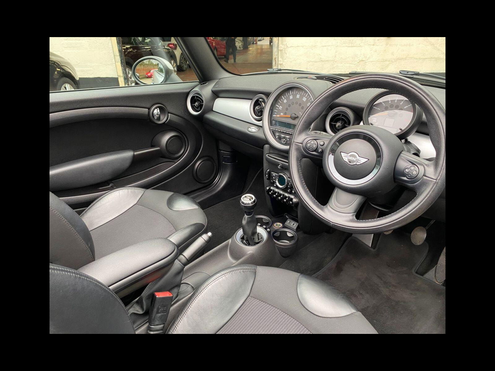 MINI Convertible 1.6 COOPER 2d 122 BHP Heated Leather Seats/CHILLI Pack 2dr Manual 2015