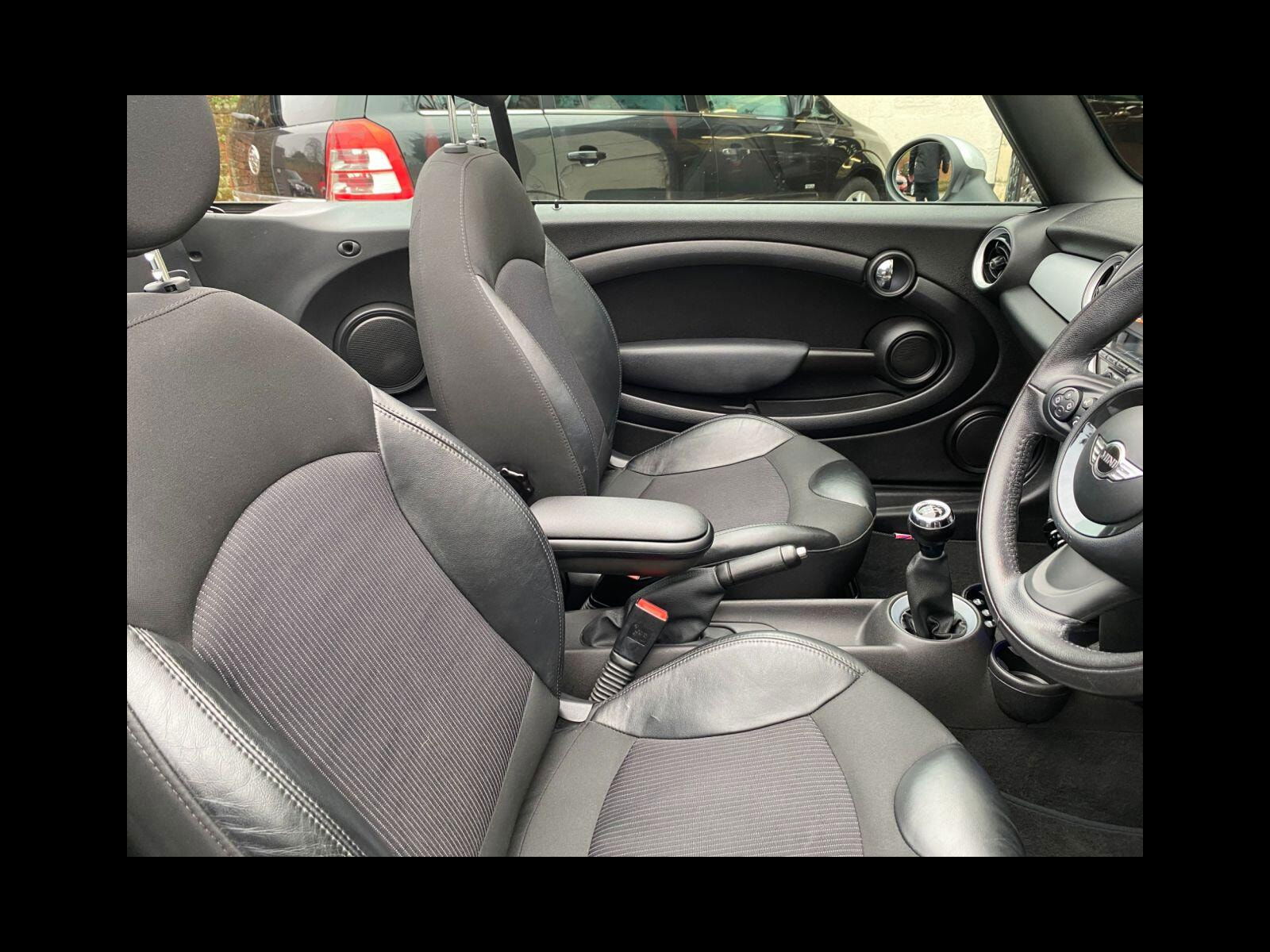 MINI Convertible 1.6 COOPER 2d 122 BHP Heated Leather Seats/CHILLI Pack 2dr Manual 2015