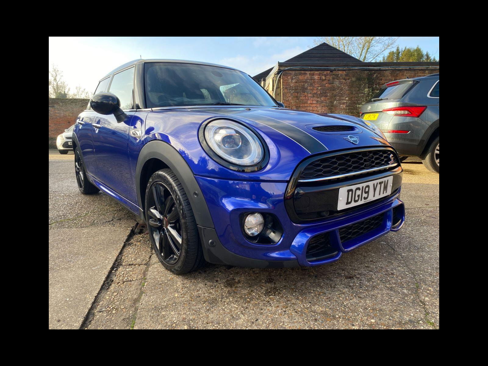 MINI Hatch 2.0 Cooper S Sport Hatchback 5dr Petrol Steptronic Euro 6 (s/s) (192 ps) Comfort Plus & Navigation packs 5dr Automatic 2019