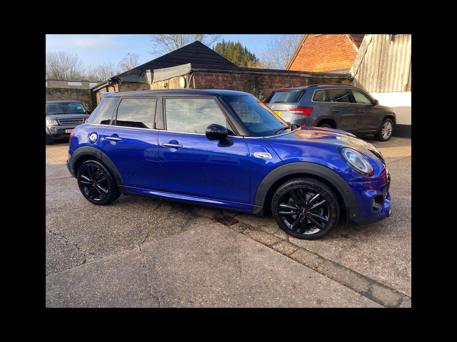 MINI Hatch 2.0 Cooper S Sport Hatchback 5dr Petrol Steptronic Euro 6 (s/s) (192 ps) Comfort Plus & Navigation packs 5dr Automatic 2019