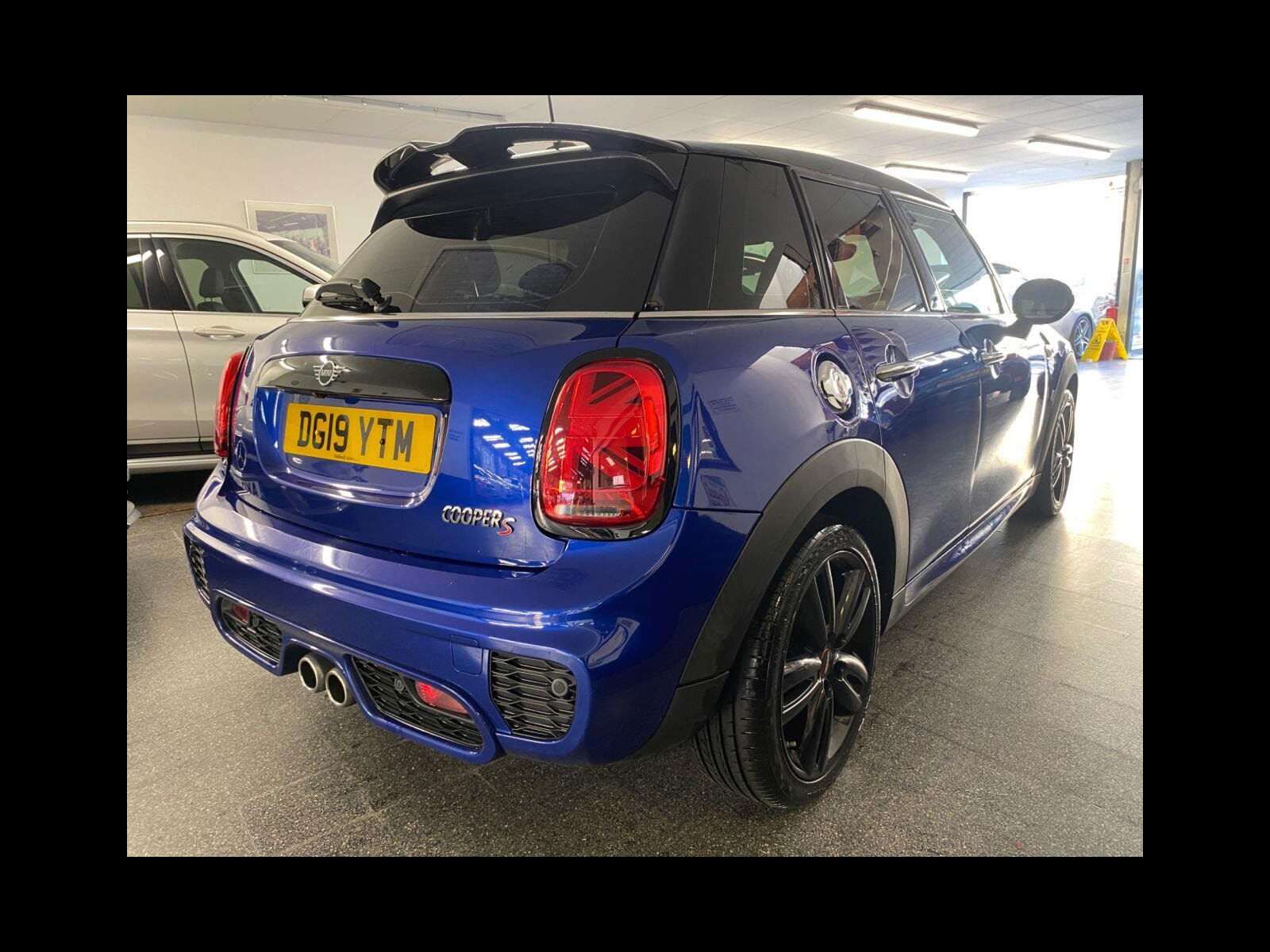 MINI Hatch 2.0 Cooper S Sport Hatchback 5dr Petrol Steptronic Euro 6 (s/s) (192 ps) Comfort Plus & Navigation packs 5dr Automatic 2019