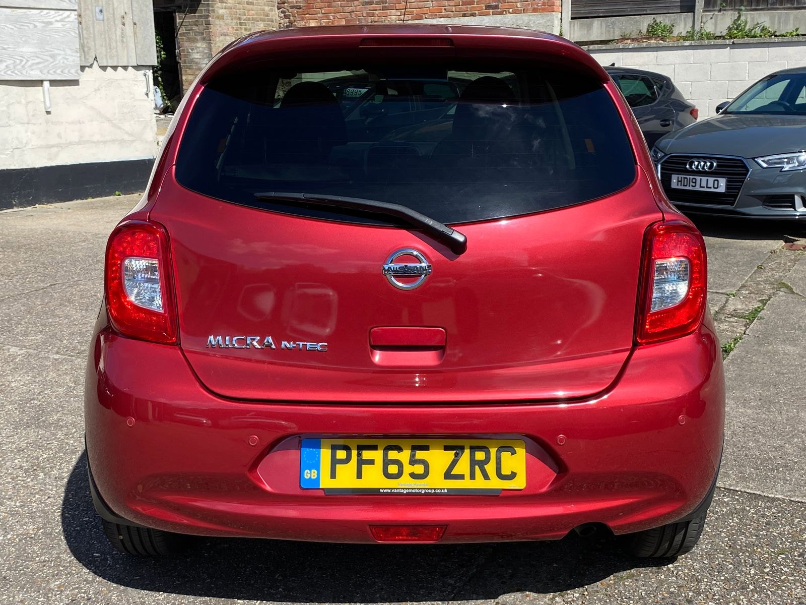 Nissan Micra 1.2 n-tec Hatchback 5dr Petrol CVT Euro 6 (80 ps) 5dr Automatic 2016