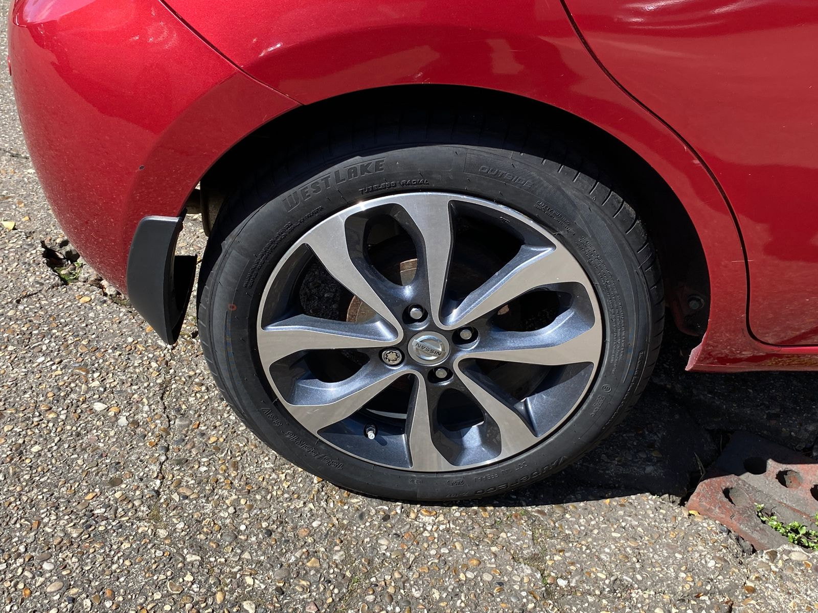 Nissan Micra 1.2 n-tec Hatchback 5dr Petrol CVT Euro 6 (80 ps) 5dr Automatic 2016