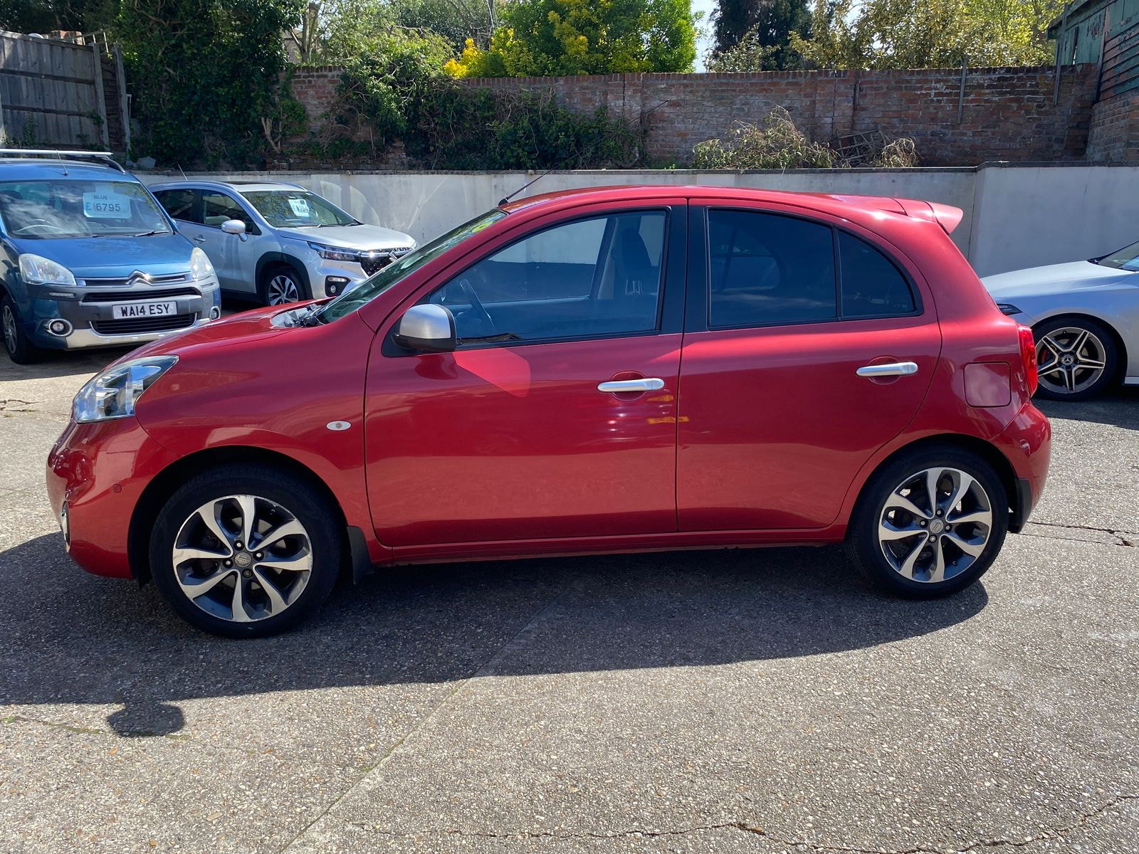 Nissan Micra 1.2 n-tec Hatchback 5dr Petrol CVT Euro 6 (80 ps) 5dr Automatic 2016