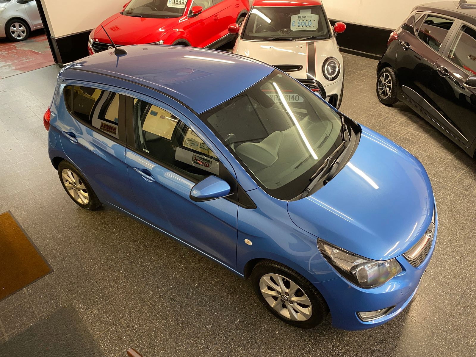 Vauxhall Viva 1.0i SL Hatchback 5dr Petrol Manual Euro 6 (75 ps) just two owners and service history 5dr Manual 2017