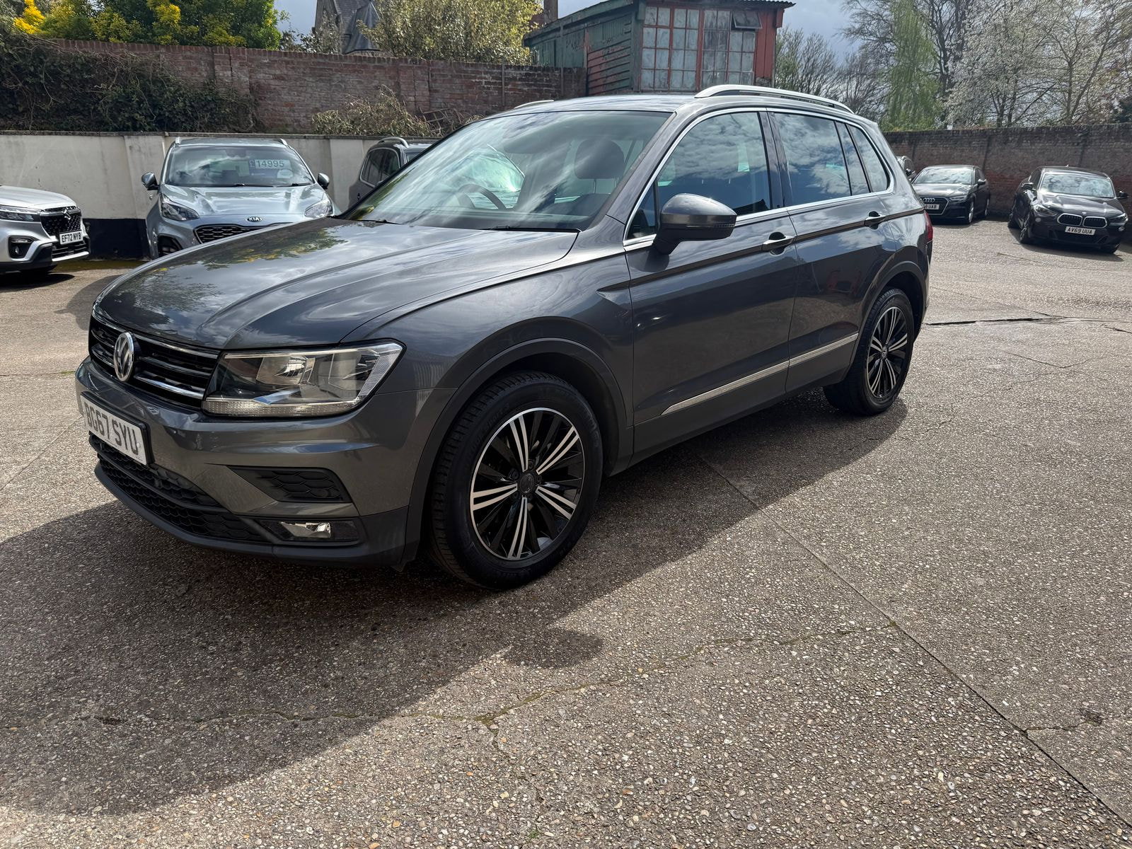 Volkswagen Tiguan 1.4 TSI SE Navigation SUV 5dr Petrol Manual Euro 6 (s/s) (150 ps) 5dr Manual 2017