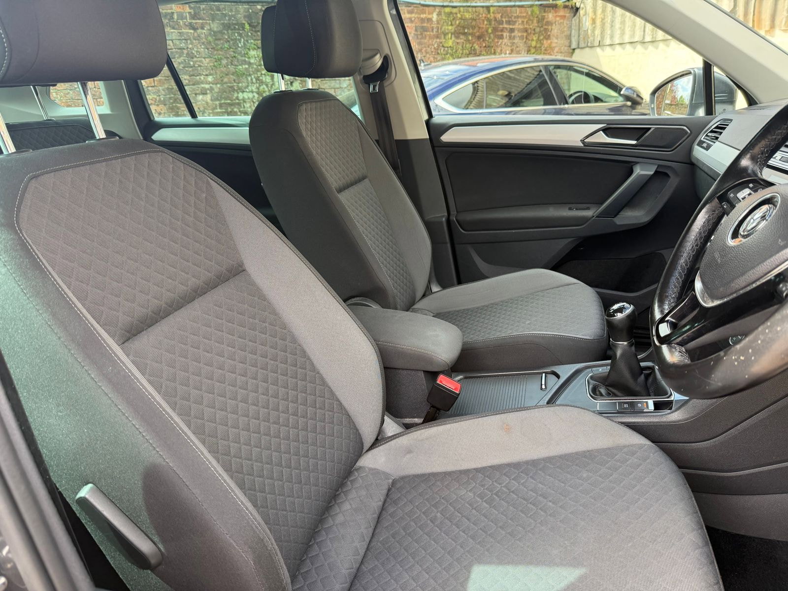 Volkswagen Tiguan 1.4 TSI SE Navigation SUV 5dr Petrol Manual Euro 6 (s/s) (150 ps) 5dr Manual 2017