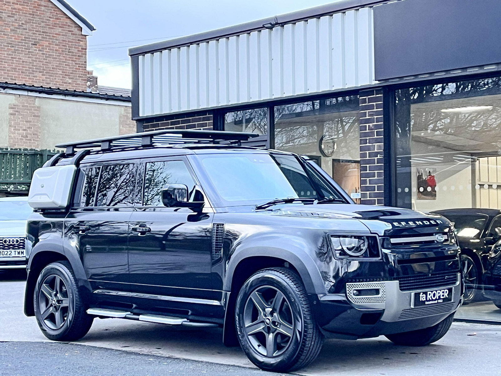 Land Rover DEFENDER 110 3.0 D250 MHEV X-Dynamic SE Auto 4WD Euro 6 (s/s) 5dr 5dr Automatic 2022