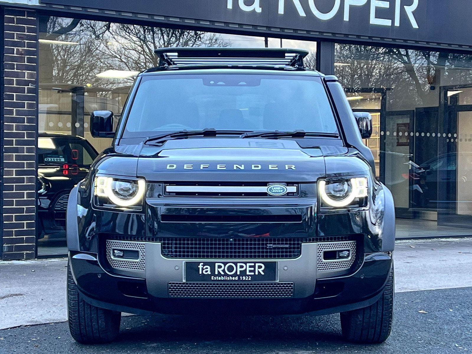 Land Rover DEFENDER 110 3.0 D250 MHEV X-Dynamic SE Auto 4WD Euro 6 (s/s) 5dr 5dr Automatic 2022