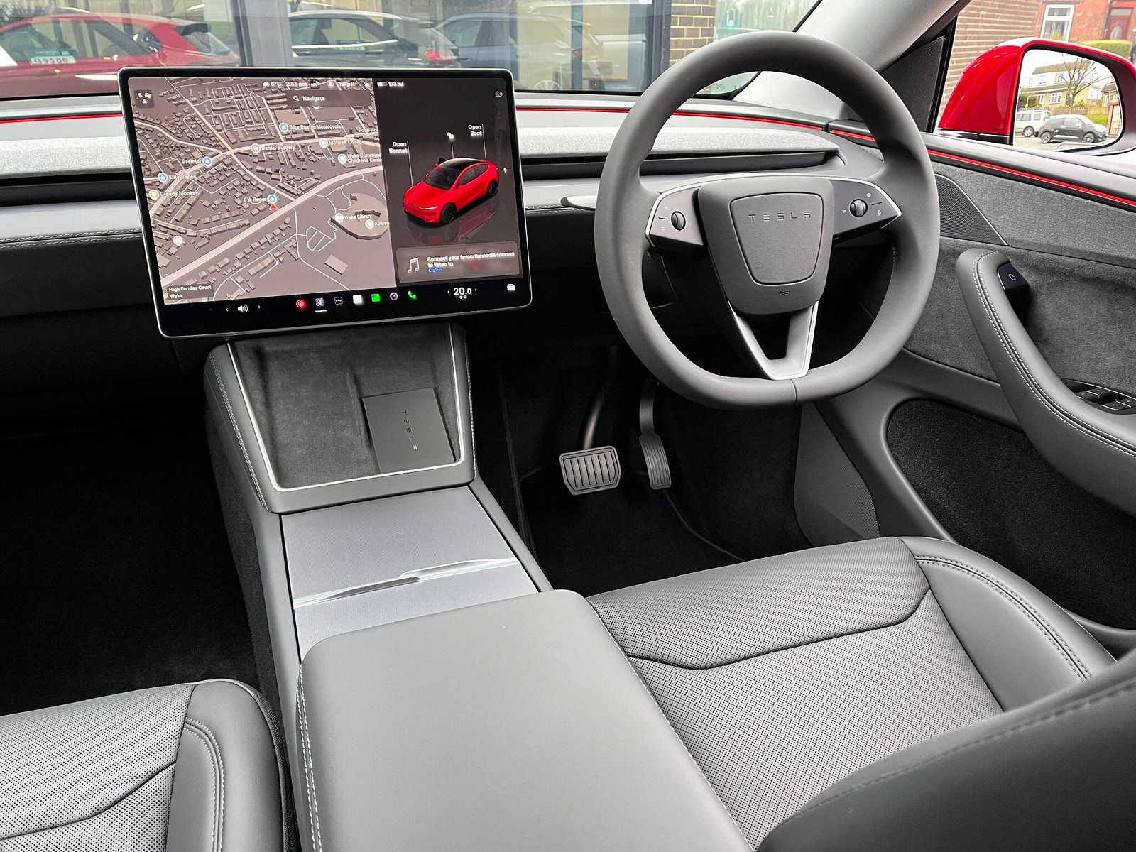 Tesla Model Y 84.7kWh (Dual Motor) Long Range Auto 4WDE 5dr 5dr Automatic 2025