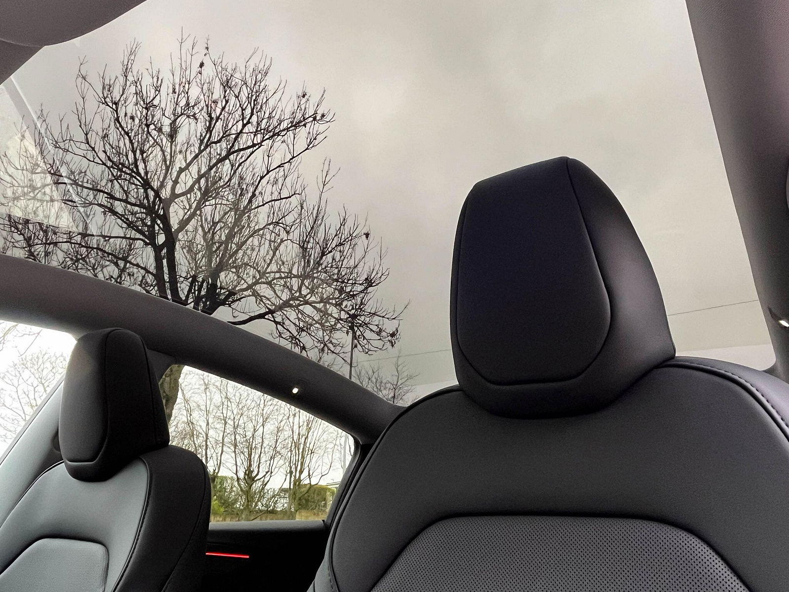 Tesla Model Y 84.7kWh (Dual Motor) Long Range Auto 4WDE 5dr 5dr Automatic 2025