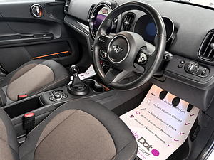 MINI Countryman thumbnail