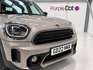 MINI Countryman thumbnail