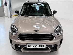 MINI Countryman thumbnail