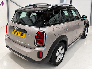 MINI Countryman thumbnail
