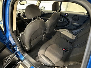 MINI Countryman thumbnail